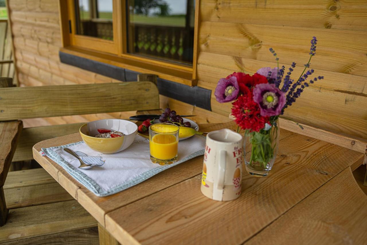 Luxury Log Cabin With A Hot Tub Stone  Dış mekan fotoğraf