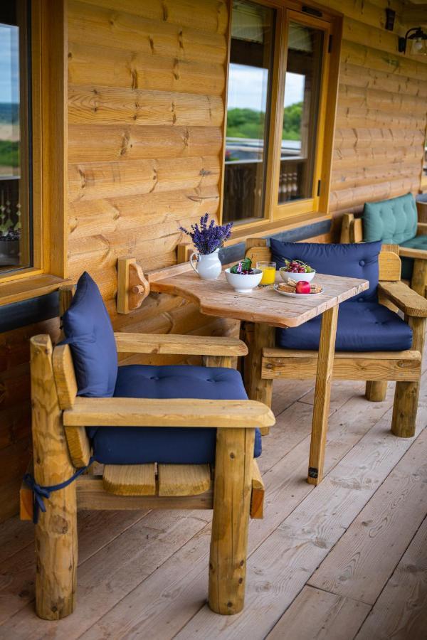 Luxury Log Cabin With A Hot Tub Stone  Dış mekan fotoğraf